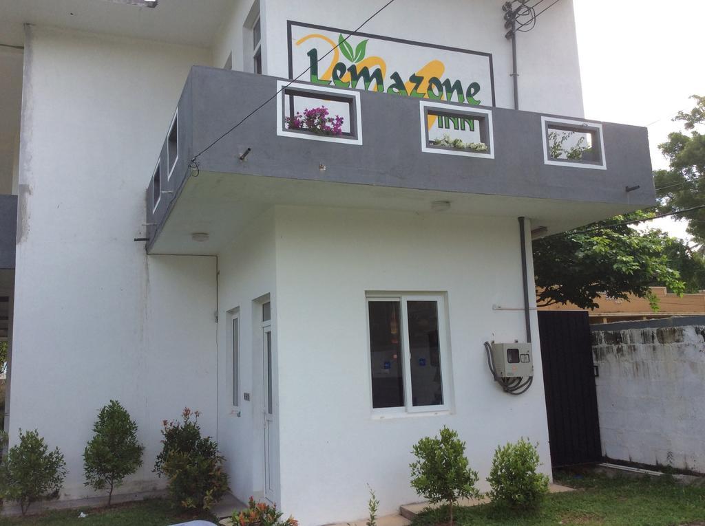 Lemazone Inn Mirissa Exterior photo